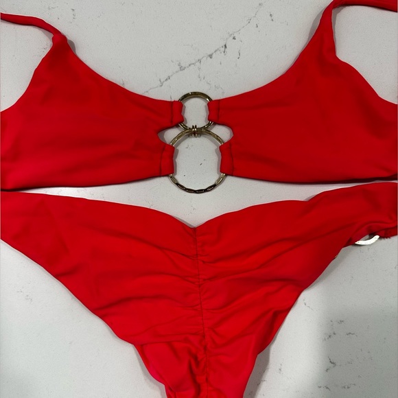 BEACH BUNNY SWIMSUIT SET!!! - Picture 2 of 3